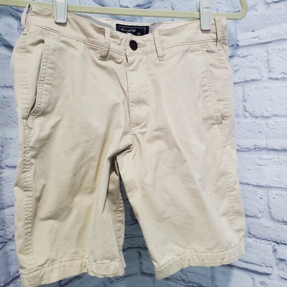 Abercrombie & Fitch Men's Chino Shorts size 28, 9 inch inseam Like New Stretch - Picture 1 of 3
